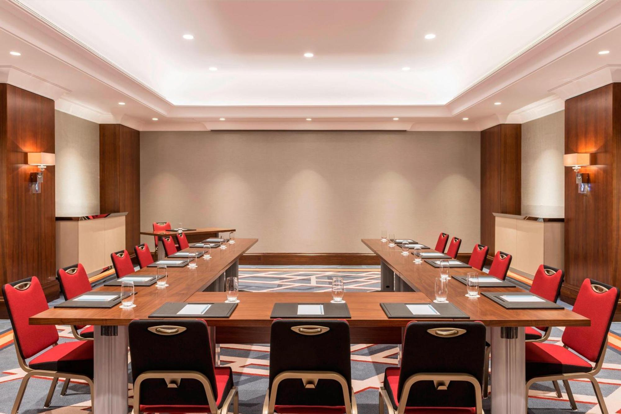 쉐라톤 오만 호텔 무스카트 외부 사진 Meeting room